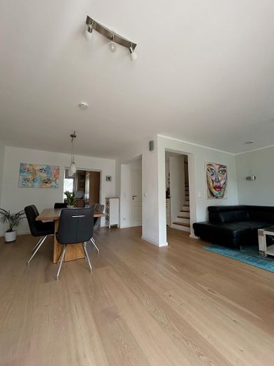 Moderne Doppelhaushälfte mit Top-Ausstattung in Sauerlach – Ihr neues Zuhause wartet! – Foto 11