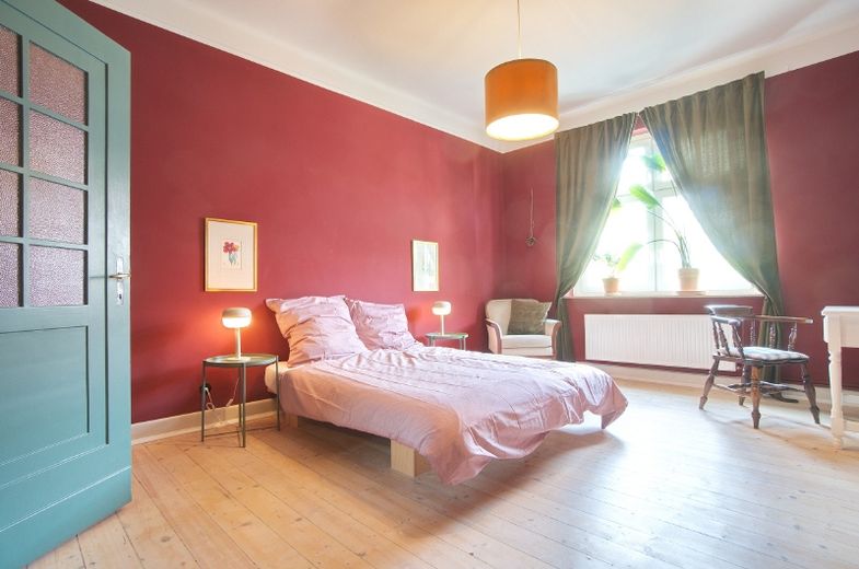 Extremely charming, extraordinarily appealing fully fitted early 20th century apartment with balcony and optional internet – 2728dfe554aab18cbce56cef10058aae7c965a12.jpg