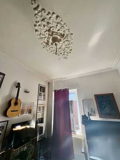 Karakterli tarihi ham elmas, 2 odalı daire, koruma altındaki kirada – Foto 11