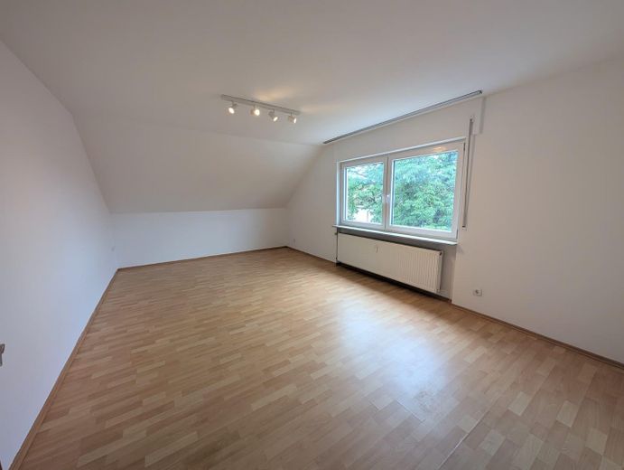 gemütliche, helle Wohnzimmer