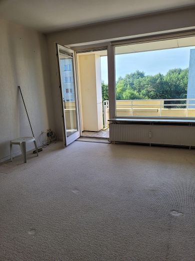 Piso en propiedad de 3,5 habitaciones (92,57 m²) en Harrislee, cerca del centro escolar y las instalaciones deportivas – Wohnzimmer 19,49m²
