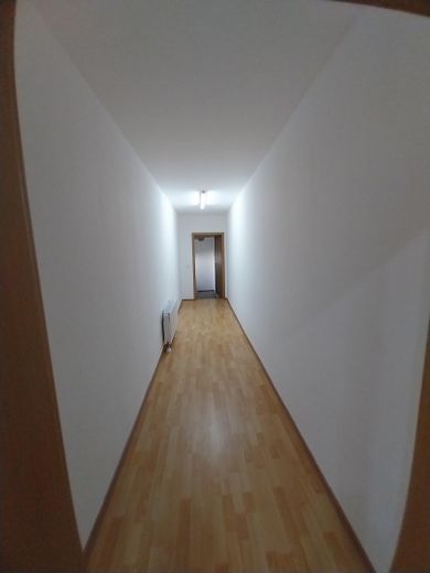 Stuttgart West renovierte, ruhige 4-Zimmer-Wohnung mit Einbauküche – Hobbyraum