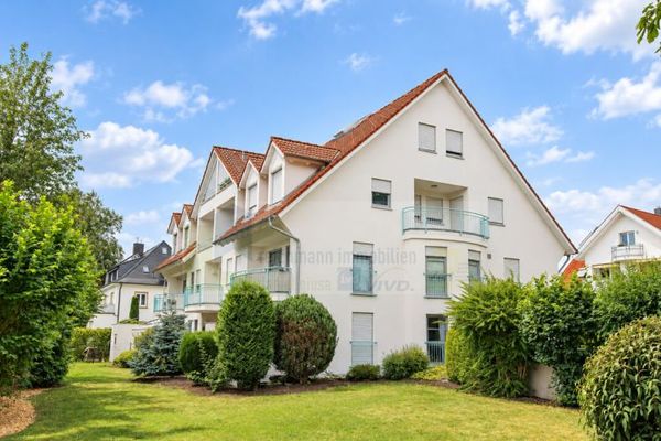 Ampio appartamento maisonette di 159 m², su due livelli abitativi, con tre balconi e distribuzione flessibile degli ambienti - ristrutturato - a Bad Dürrheim