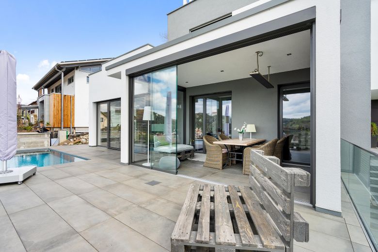 Terasse mit Sommergarten