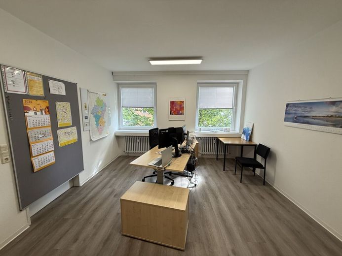 Attraktive Kapitalanlage mit ca. 6,45 % Rendite - Postverteilzentrum mit Wohn- und Gewerbeeinheiten in Herford – Arbeitszimmer OG