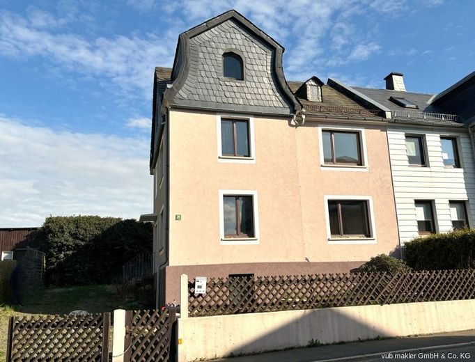Charmante Doppelhaushälfte mit Garten in ruhiger Lage von Berg – VUB0002087-17
