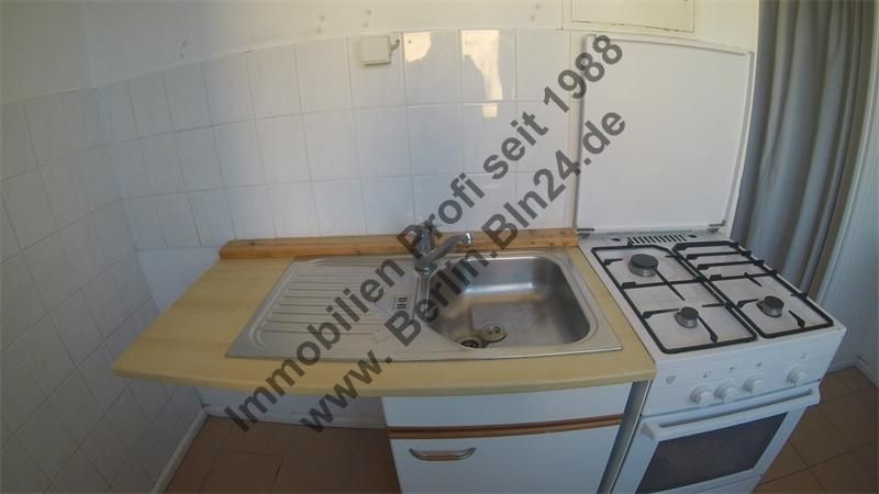 Ferien-Wohnung mit Wannenbad in Berlin - Friedrichshain wird neu möbliert Diele Kammer – G0040367