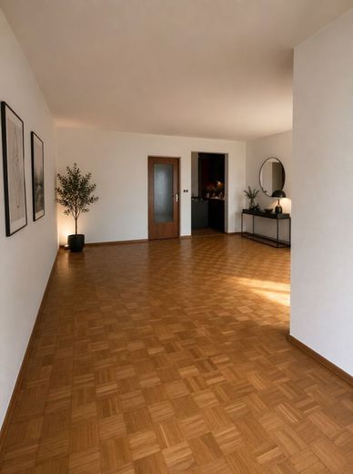 RESERVIERT! Zentral gelegene Erdgeschosswohnung mit Balkon, moderner Küche und renoviertem Bad – Wohnzimmer