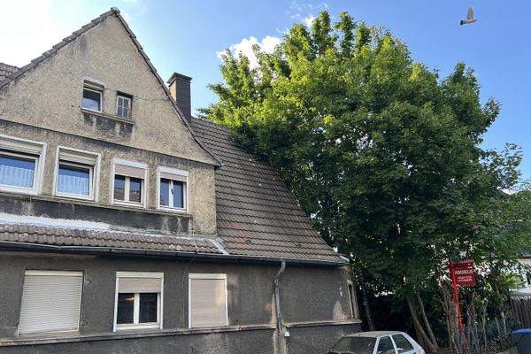 RISERVATA - Nessuna provvigione - Casa bifamiliare con ampio giardino in bella posizione a Lünen