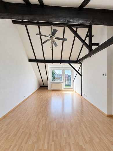 Zentralgelegene 3-Zimmer-Wohnung mit Balkon in Remscheid – Wohnzimmer