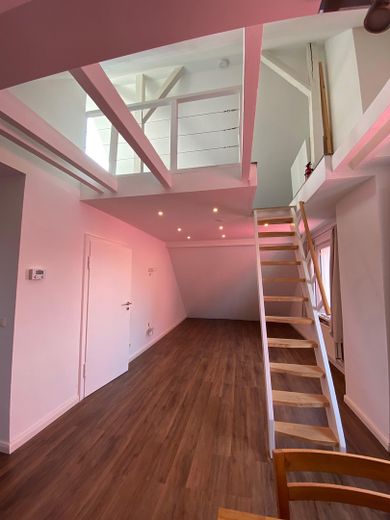 Braunschweig merkezinde şık maisonette daire – Treppe