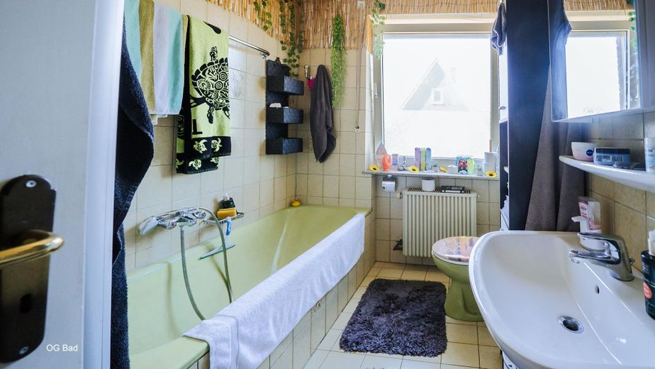 Casa unifamiliar bien cuidada con apartamento independiente, 165 m², parcela de 900 m² – Foto 14