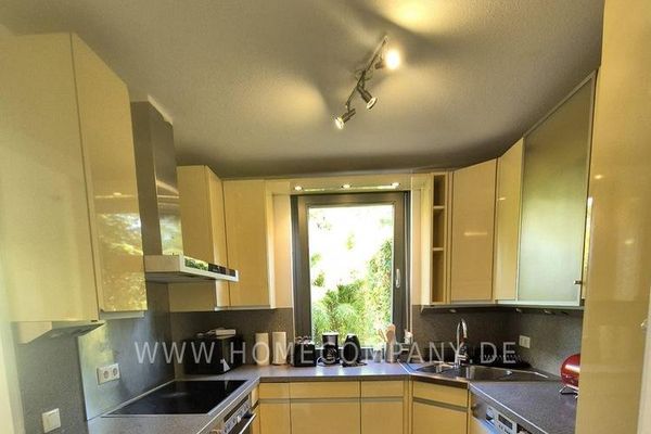 Helle, voll möblierte 3-Zimmer-Garten-Wohnung in Schwabing Nord