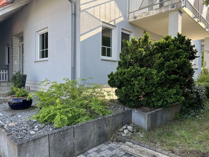 Einfamilienwohnhaus mit Doppelgarage und großem Garten - Privatverkauf – Foto 28