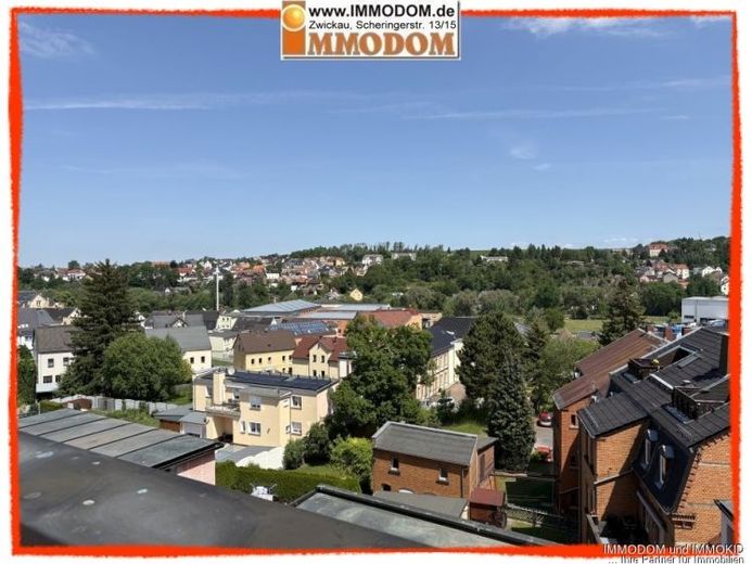 ¡Ático-maisonette de 4 habitaciones con gran terraza en la azotea, así como toldo y cocina empotrada en venta! – Foto 1