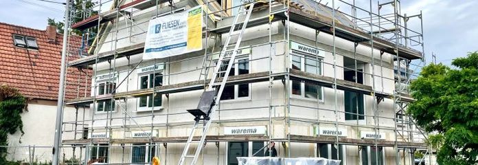*3 ZIMMERWOHNUNG MIT DACHTERRASSE: Sehr gute Bauqualität, Ausbaureserve ca. 31m² in guter Lage*