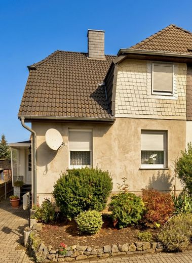 Dorndorf, Doppelhaushälfte + Nebengeb. – Foto 2