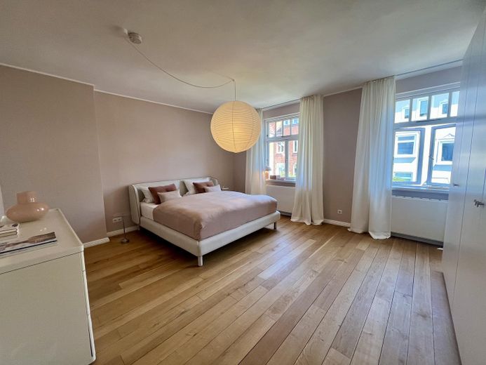 Liebevol moderniseerde rijwoning in Bremer stijl in Bremen, Hastedt – Schlafzimmer OG 