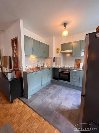 Große 3-Zimmer-Wohnung im Simon-Dach-Kiez, möbliert, Berlin – dd44a62d410bb8c5db81b857cf64f17fd283be2a.jpg