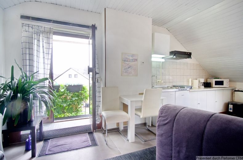 Volledig gemeubileerd 1-kamerappartement in Ratingen-Tiefenbroich, nabij luchthaven Düsseldorf. Maandelijkse schoonmaak inbegrepen. – 02f830a720a9fb9d6fa3d850048fbe77497e4dff.jpg