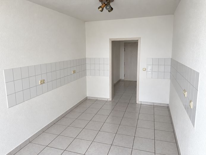 Bright 2-room apartment with a dream view – Küche