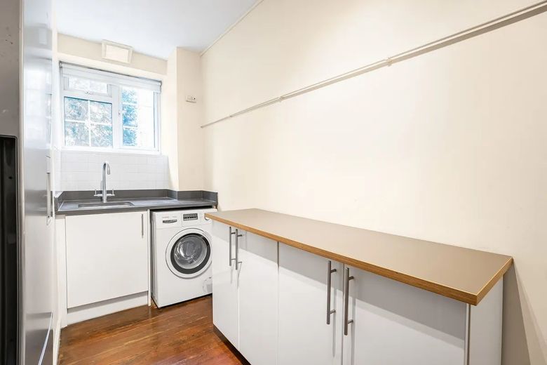1 Zimmer Wohnung 33 qm zentrale Lage Planegg – image_1774890059109