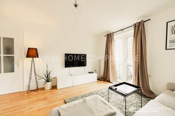 Südstadt, Helle und modern möblierte Wohnung mit Internet, Balkon und Stellplatz
