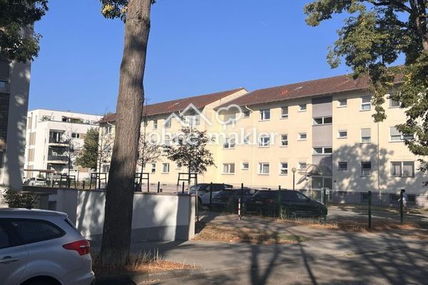 „Splendido appartamento di 5 locali di 138 m², 2 posti auto e dotazioni di alto livello – Hanau-Tümpelgarten”