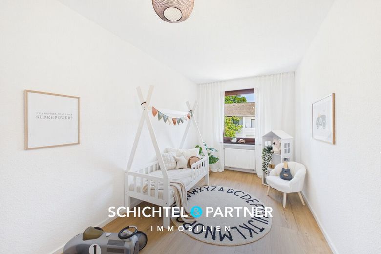 Iprump/Stickgras | Jetzt Einziehen: Wohlfühlen im renovierten Reihenhaus – S&amp;P | Zimmer
