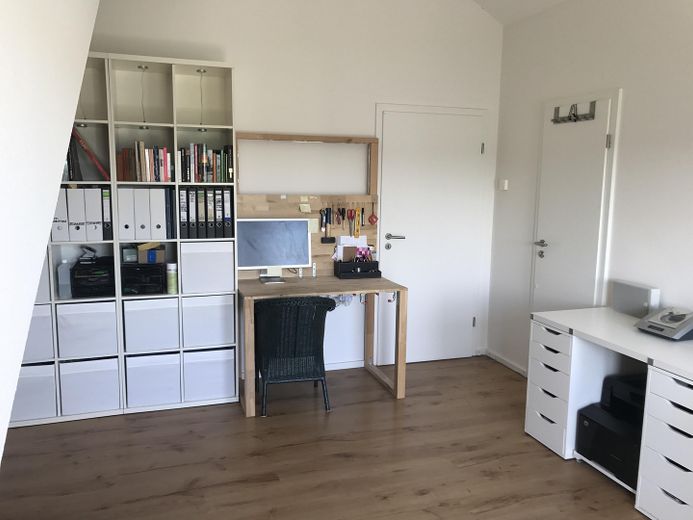 Maisonettenwohnung Limburgerhof mit Garage und unverbaubarem Ausblick – Arbeitszimmer / Schlafzimmer
