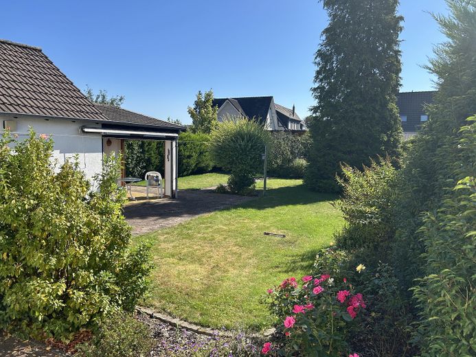 Attraktive Doppelhaushälfte in absolut ruhiger Lage in Bergkamen-Rünthe – Garten mit Freisitz
