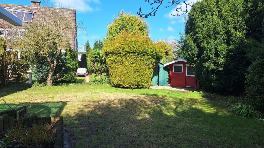Einfamilienhaus in Wilhelmshaven zu verkaufen oder zu vermieten – Blick aus dem Wintergarten