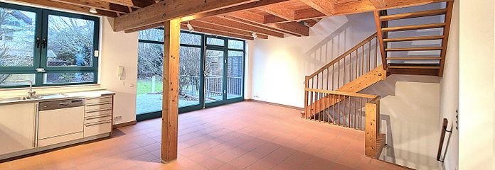 Frankfurt-South, in Dietzenbach-Steinberg, very nice house with large garden, garage, fitted kitchen and sauna. – 1_Wohn-Essbereich