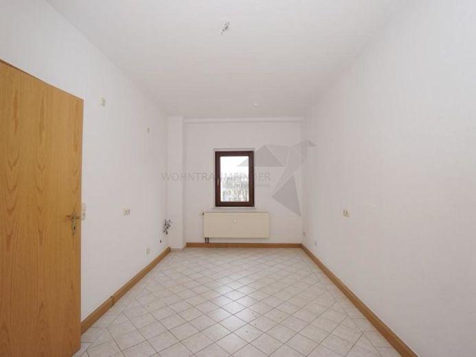 Renovierte 3-Raum-Wohnung mit großem Bad, Wanne & Dusche – Foto 1