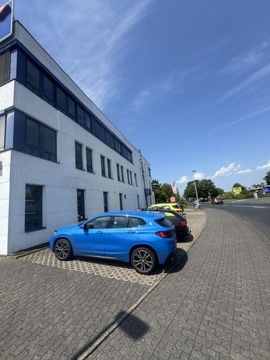 schöne helle Büroflächen Büro Buero 50-500 QM in zentraler Lage mit Parkplätzen und Aufzug – Foto 1