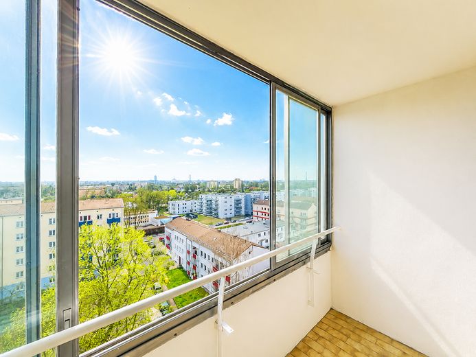 Top renovierte 83 m² Kapitalanlage – über 6 % Mietrendite, Studenten-WG – Herrlicher Ausblick vom Balkon