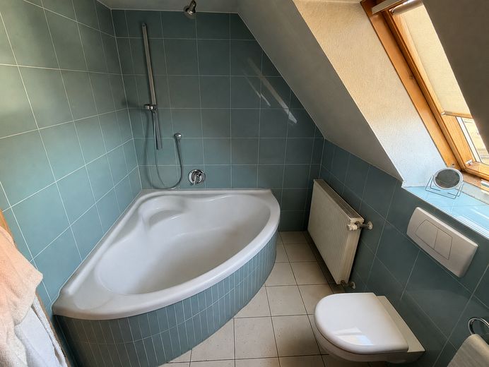 Haus mit Zukunft! Zwei separate Wohnungen - getrennte Eingänge. Attraktive Möglichkeiten! – फोटो 16