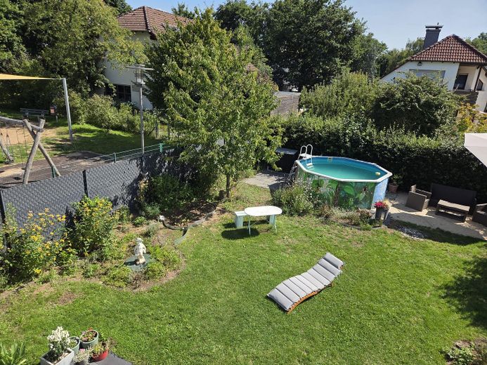 Attraktives freistehendes Einfamilienhaus mit großem Garten und PV-Anlage in Hanau/ Großauheim – Foto 1