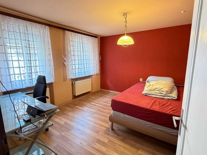 مبنى سكني وتجاري تاريخي - بدون عمولة وسيط – Schlafzimmer 2