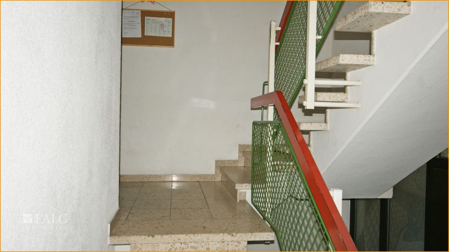 Großstadtleben genießen - FALC Immobilien Heilbronn! – Treppenhaus