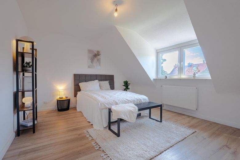 Move in and feel at home – modernized terraced house – Schlafzimmer