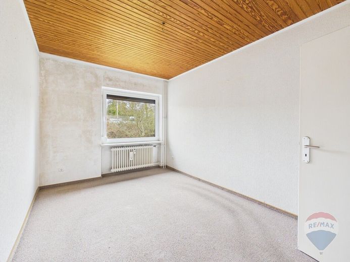 3-Zimmer-Wohnung mit großer Loggia in ruhiger Lage von Flintbek – Schlafzimmer