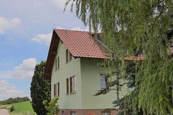 (EF0035_M) Erfurt: Tiefthal, möblierte 1,5-Zimmer-Wohnung mit Balkon für Wochenendheimfahrer in ruhiger Vorortlage