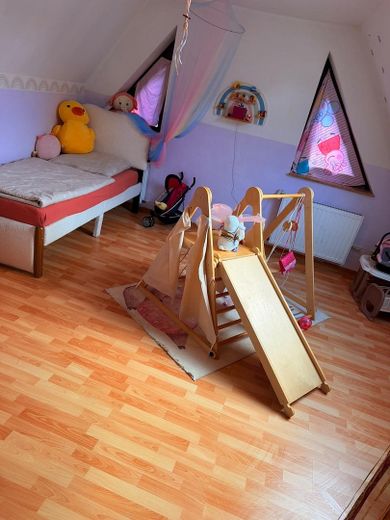 Balkonlu tarihi şehir evinde 5 odalı dubleks daire, 120 m² – Bad Bergzabern – Zimmer 2. OG
