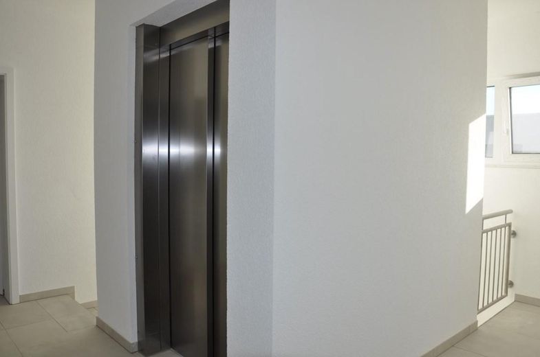 Luxus-Penthouse mit A+ Energiebilanz, Klimaanlage & Restgewährleistung bis 2027 – Aufzug