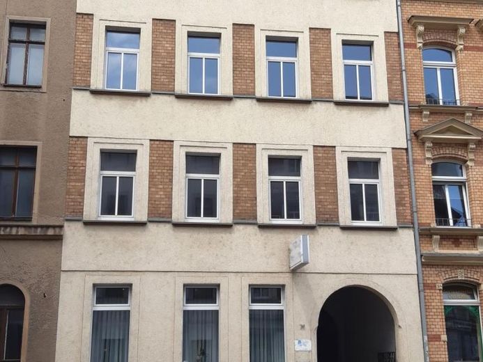 Mehrfamilienhaus mit freien Wohnungen in Gera – Foto 1