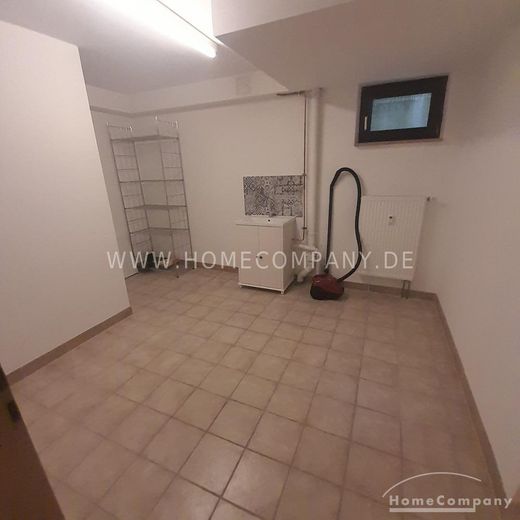 Vollmöblierte 3-Zimmer-Apartment mit Terrasse – e6c4fdf45319709cfa17d9849970e0ec4b66bc16.jpg
