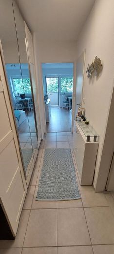 Modern möbliertes Apartment / befristet / Ingolstadt Unterhaunstadt / ab 01.08. frei – Flur