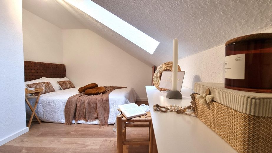 Schlafzimmer 1