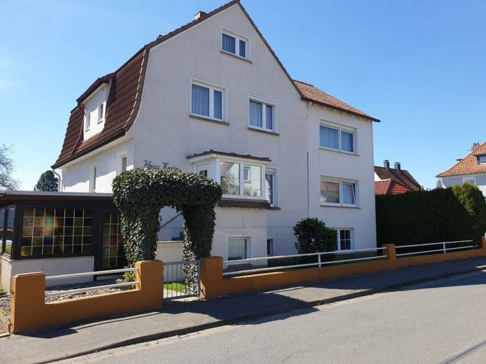 Bad Pyrmont, Wohnhaus – Foto 1